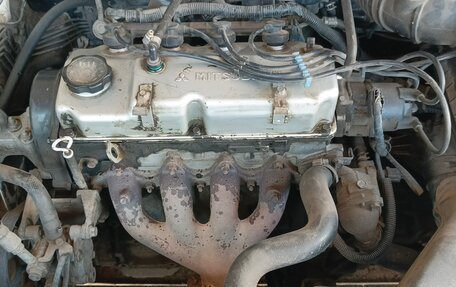 Mitsubishi Space Star I рестайлинг, 1999 год, 300 000 рублей, 29 фотография