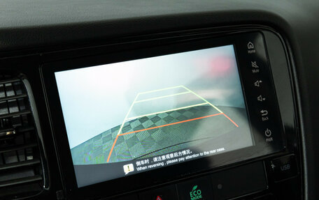 Mitsubishi Outlander III рестайлинг 3, 2022 год, 2 899 700 рублей, 15 фотография