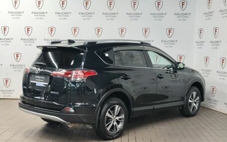 Toyota RAV4, 2016 год, 1 825 000 рублей, 6 фотография
