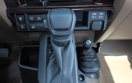 Toyota Land Cruiser 70, 2025 год, 7 532 000 рублей, 18 фотография