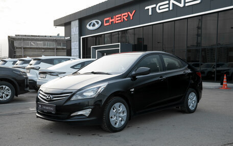 Hyundai Solaris II рестайлинг, 2016 год, 945 000 рублей, 2 фотография