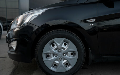 Hyundai Solaris II рестайлинг, 2016 год, 945 000 рублей, 18 фотография