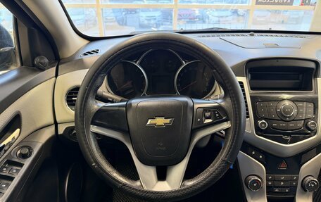 Chevrolet Cruze II, 2011 год, 597 000 рублей, 7 фотография