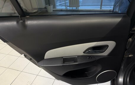 Chevrolet Cruze II, 2011 год, 597 000 рублей, 15 фотография