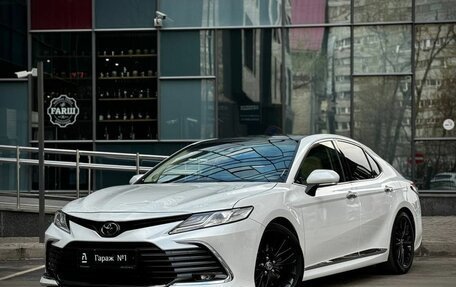 Toyota Camry, 2022 год, 3 975 000 рублей, 3 фотография