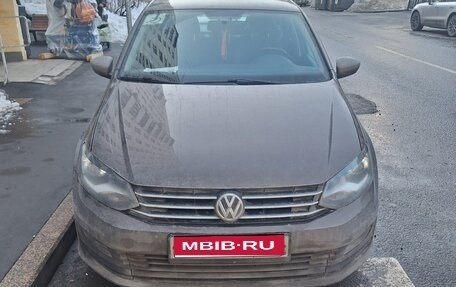 Volkswagen Polo VI (EU Market), 2018 год, 1 000 000 рублей, 1 фотография