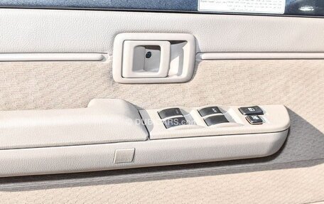 Toyota Land Cruiser 70, 2024 год, 8 160 000 рублей, 14 фотография