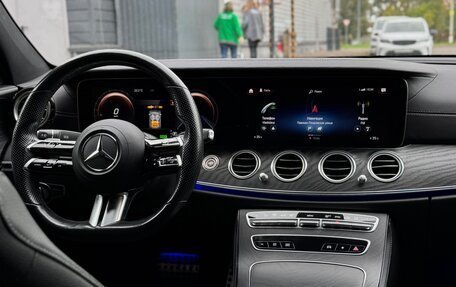 Mercedes-Benz E-Класс, 2021 год, 4 000 000 рублей, 11 фотография