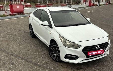 Hyundai Solaris II рестайлинг, 2018 год, 920 000 рублей, 5 фотография