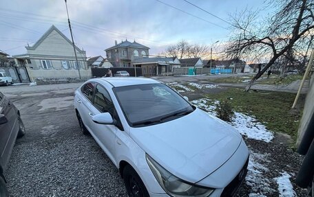 Hyundai Solaris II рестайлинг, 2018 год, 920 000 рублей, 21 фотография