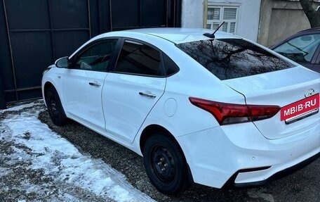 Hyundai Solaris II рестайлинг, 2018 год, 920 000 рублей, 20 фотография