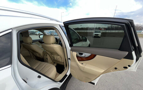 Infiniti FX II, 2012 год, 2 100 000 рублей, 23 фотография