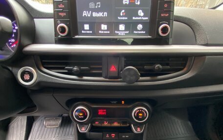 KIA Picanto III рестайлинг, 2018 год, 829 000 рублей, 10 фотография