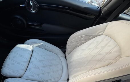 MINI Hatch, 2020 год, 2 900 000 рублей, 23 фотография