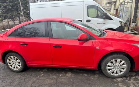 Chevrolet Cruze II, 2009 год, 500 000 рублей, 4 фотография