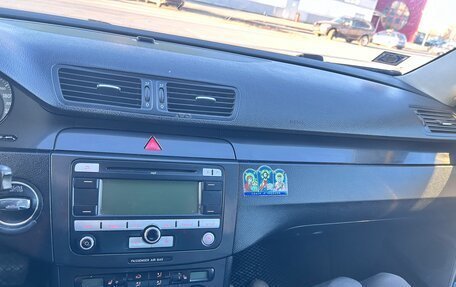 Volkswagen Passat B6, 2006 год, 650 000 рублей, 14 фотография