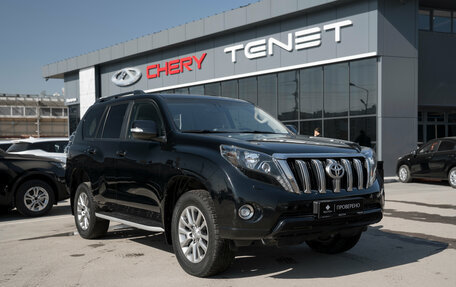 Toyota Land Cruiser Prado 150 рестайлинг 2, 2017 год, 4 300 000 рублей, 2 фотография