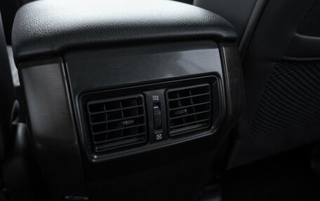 Toyota Land Cruiser Prado 150 рестайлинг 2, 2017 год, 4 300 000 рублей, 13 фотография