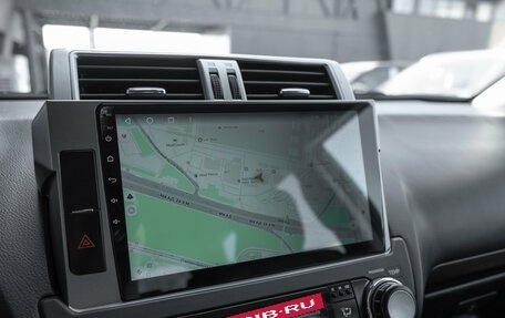 Toyota Land Cruiser Prado 150 рестайлинг 2, 2017 год, 4 300 000 рублей, 20 фотография