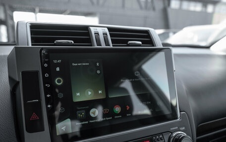 Toyota Land Cruiser Prado 150 рестайлинг 2, 2017 год, 4 300 000 рублей, 18 фотография