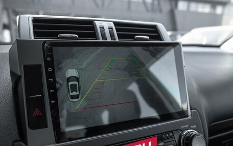 Toyota Land Cruiser Prado 150 рестайлинг 2, 2017 год, 4 300 000 рублей, 19 фотография