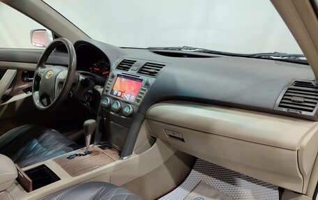 Toyota Camry, 2008 год, 1 050 000 рублей, 14 фотография