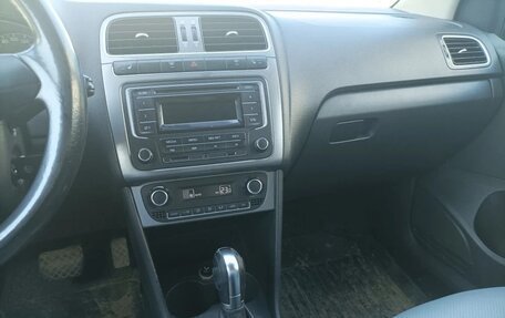 Volkswagen Polo VI (EU Market), 2015 год, 743 000 рублей, 15 фотография