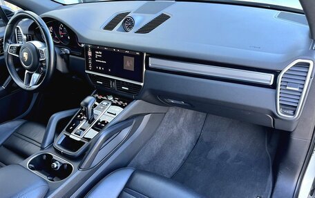 Porsche Cayenne III, 2021 год, 8 800 000 рублей, 17 фотография