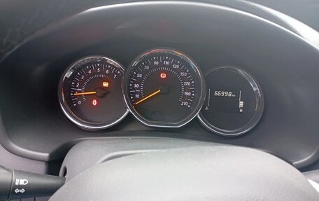 Renault Logan II, 2021 год, 794 000 рублей, 13 фотография