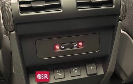 Land Rover Defender II, 2021 год, 4 750 000 рублей, 20 фотография