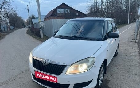 Skoda Fabia II, 2012 год, 395 000 рублей, 1 фотография