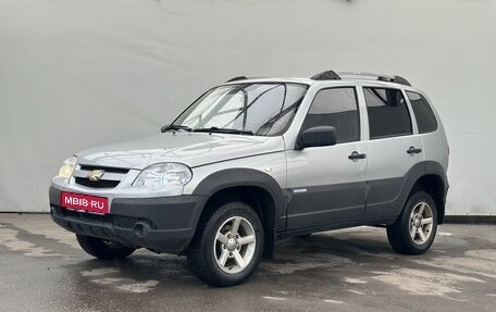 Chevrolet Niva I рестайлинг, 2015 год, 700 000 рублей, 1 фотография