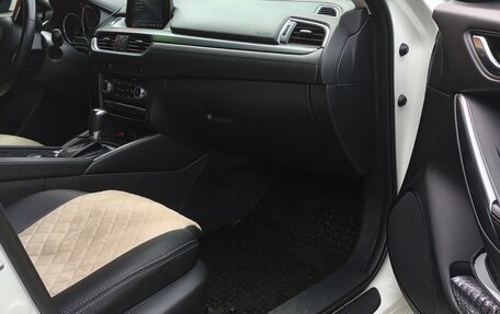 Mazda 6, 2018 год, 1 915 000 рублей, 12 фотография