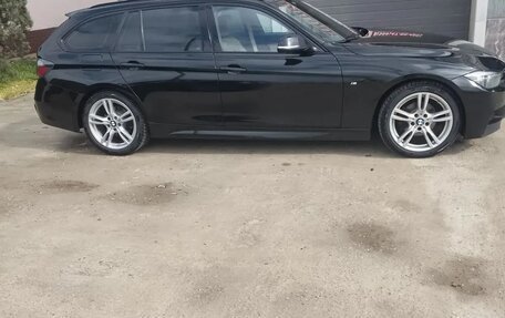 BMW 3 серия, 2019 год, 2 400 000 рублей, 2 фотография