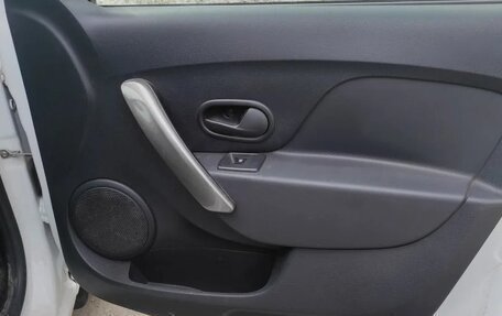 Renault Logan II, 2020 год, 575 000 рублей, 10 фотография