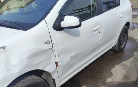 Renault Logan II, 2020 год, 575 000 рублей, 13 фотография