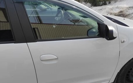 Renault Logan II, 2020 год, 575 000 рублей, 4 фотография