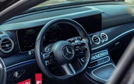 Mercedes-Benz E-Класс, 2020 год, 37 фотография