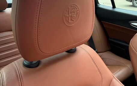 Alfa Romeo Giulia II, 2018 год, 2 780 000 рублей, 11 фотография