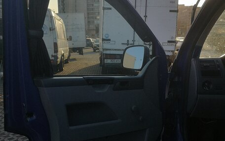 Volkswagen Transporter T5 рестайлинг, 2006 год, 670 000 рублей, 5 фотография