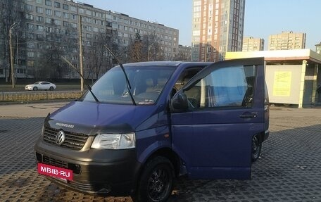 Volkswagen Transporter T5 рестайлинг, 2006 год, 670 000 рублей, 6 фотография