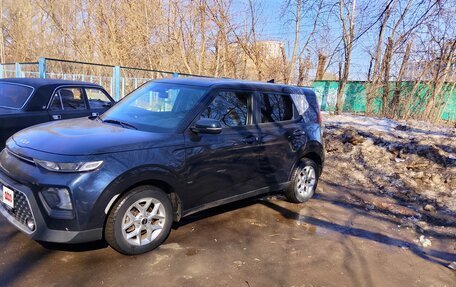 KIA Soul III, 2022 год, 1 600 000 рублей, 2 фотография