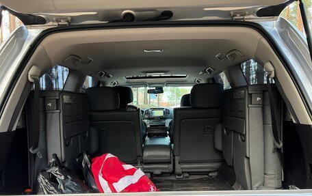 Toyota Land Cruiser 200, 2009 год, 3 750 000 рублей, 29 фотография