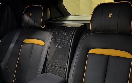 Rolls-Royce Cullinan, 2021 год, 37 500 000 рублей, 12 фотография