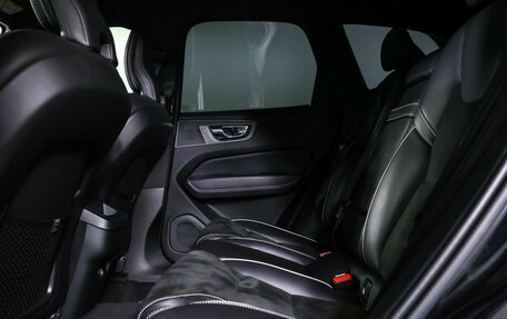 Volvo XC60 II, 2019 год, 3 985 000 рублей, 10 фотография