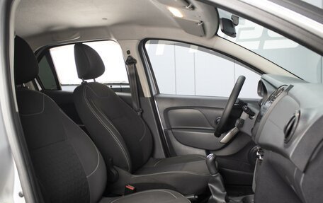 Renault Logan II, 2019 год, 930 000 рублей, 7 фотография