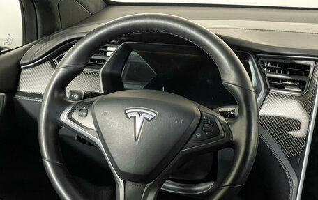 Tesla Model X I, 2019 год, 3 980 000 рублей, 14 фотография