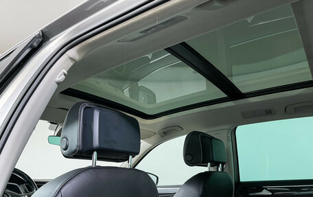 Volkswagen Tiguan II, 2020 год, 3 897 000 рублей, 16 фотография