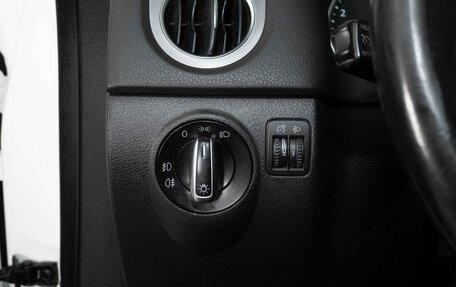 Volkswagen Tiguan I, 2011 год, 1 120 000 рублей, 16 фотография