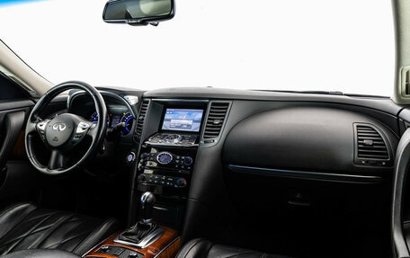 Infiniti QX70, 2015 год, 2 699 000 рублей, 9 фотография